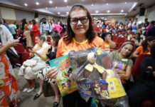 Seades entrega kits e lança livro para reforçar proteção de crianças e adolescentes na Bahia Logo