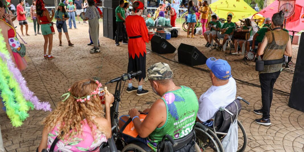 Bloco em Brasília critica capacitismo e reforça direitos das PCDs Bloco em Brasília critica capacitismo e reforça direitos das PCDs
