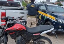 PRF apreende motos adulteradas e resgata pássaros silvestres no Sertão — Polícia Rodoviária Federal PRF apreende motos adulteradas e resgata pássaros silvestres no Sertão