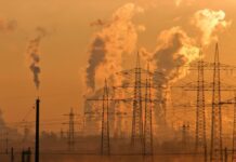 Acordo de Paris completa 10 anos com alerta por metas insuficientes Acordo de Paris completa 10 anos com alerta por metas insuficientes