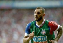 Fernandão agradece chance como titular e pede ?cabeça tranquila? contra a Chape