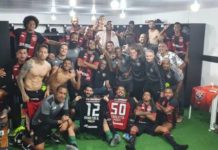Após evitar rebaixamento do Vitória, Geninho elogia grupo: “Comemorar como acesso”