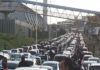 Grupo de PMs sai em carreata e deixa Av. Paralela congestionada: SALVADOR