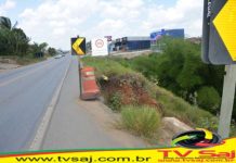 “Às margens” da margem…! Cratera na pista da BR-101, chegando em S.A.Jesus-BA, 10.11.19