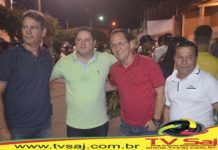 Professor Gileno, de Muniz Ferreira, prestigiou aniversário do prefeito Sinho, em ARATUÍPE