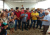 Moradores comemoram realização de sonho na entrega da pavimentação do Lot. Santa Cecília