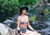 Juliana Trevisol posta clique meditando na cachoeira