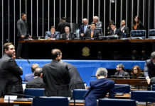 Senado aprova fim da prisão disciplinar de policiais e mais 17 projetos