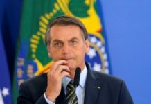Bolsonaro volta a disparar homofobia ao dizer que pais querem filho “homem” e filha “mulher” bolsonaro-homofobia