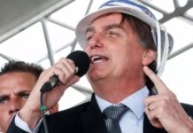 “Por que todo cearense tem cabeça grande?”, questiona Bolsonaro no Carnaval
