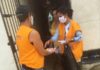 Prefeitura entrega kits de higiene e máscaras no Alto Santo Antônio