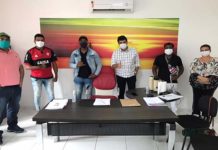 Prefeito Rogério Andrade se reúne com músicos para apresentar alternativas de enfrentamento a pandemia