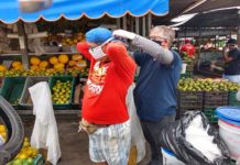 Prefeitura de SAJ distribui 500 máscaras na Feira Livre Municipal