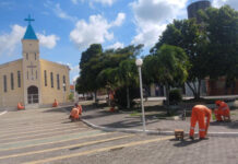 Limpeza em canteiros, manutenção do cemitério local, capinagem e demais serviços: Prefeitura de Dom Macedo Costa