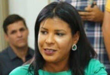 SAJ: Aniversariante, Secretária da Fazenda, Dra. Luciana Magalhães recebe homenagens