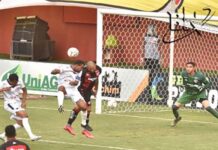 Bahia de Feira sai na frente no Barradão, mas Vitória arranca empate nos acréscimos