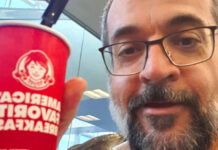 Weintraub pode ser deportado dos EUA, se uso de passaporte diplomático foi ilegal