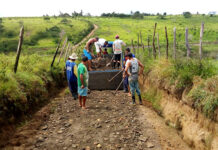 CRUZ DAS ALMAS: moradores da Lagoa do Cedro “entelham” estrada vicinal