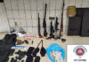 Fuzis, metralhadoras e explosivo apreendidos em ação integrada