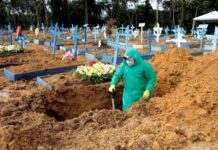 Julho foi o mês da pandemia com mais mortes registradas no Brasil