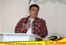 CHRISTIAN FERRAZ, candidato a prefeito, enaltece debate entre candidatos, no I debate Andaiá: SAJ