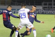 Fora de casa, Bahia é goleado pelo RB Bragantino