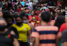 Brasil volta a registrar quase 50 mil novos casos da covid-19 em 24 horas