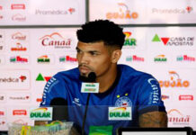 Juninho fala sobre casos de Covid-19 no Coritiba, próximo adversário do Bahia