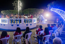 Prefeitura entrega iluminação natalina, em Jaguaripe