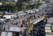 Greve dos caminhoneiros está prevista para 1º de fevereiro, diz presidente da ANTB