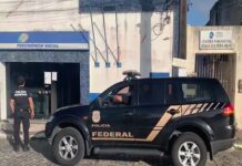 Sapeaçu: chefe de agência do INSS é preso por fraudar benefícios. Dos 10 investigados, 06 de S.A. de Jesus