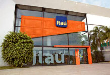 Itaú demite 50 funcionários que pediram auxílio emergencial