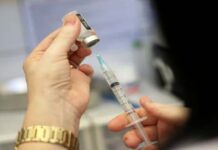Covid-19: Bahia já descartou relação de vacina com 60 mortes; 51 seguem em investigação