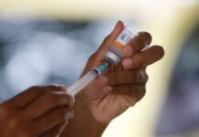 Mortes por Covid-19 na Bahia caem quase 70% desde recorde