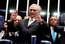 ‘Não dá mais pra viver em um país que só pensa nisso’, diz Temer sobre impeachment