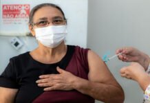 Bahia ultrapassa marca de 50% da população vacinada com primeira dose