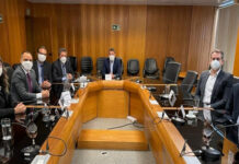 “Vitória fruto de muita persistência”, diz sindicato dos bancários sobre vacinação como prioridade