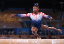Simone Biles diz ainda não estar bem e evita definir futuro: “Saúde importa mais que medalha”