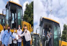 Deputado Federal, Adolfo Viana, entrega motoniveladora (patrol) a Santo Antônio de Jesus