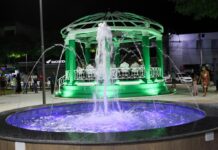 Prefeitura de Santo Antônio de Jesus reinaugurou, na noite desta quinta-feira (07), a praça Renato Machado