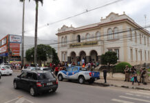 Moradores da Nova Canaâ, após protestos contra COELBA, recebidos pela gestão Genival, em S.A.JESUS