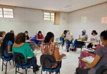 Secretaria de Assistência social realiza reunião de planejamento, em Salinas da Margarida