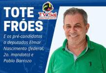 De mãos dadas, Tote Fróes e os deputados Elmar Nascimento e Pablo Barrozo parabenizam os 60 anos de D.M. Costa