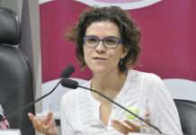 Flávia Biroli: “Mulheres rejeitam Bolsonaro por crise econômica e pautas conservadoras”