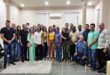 Prefeito, Genival Deolino, realizou, ao lado de secretários e vereadores da base, reunião de alinhamento estratégico
