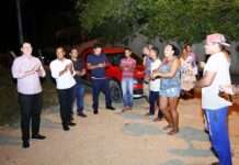 Prefeito, Genival Deolino, esteve, na noite da última terça-feira (07), no Bairro do Barro Vermelho