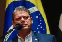 Tarcísio proíbe equipe de falar sobre chances de ele concorrer à Presidência