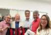 Deputados Robinson e Rosemberg presenteiam Lula com camisa do Vitória: “torcedor ilustre”