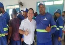 Prefeitura de Muniz Ferreira homenageia garis em evento com café da manhã