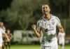 Vitória vence Ituano e se isola na liderança